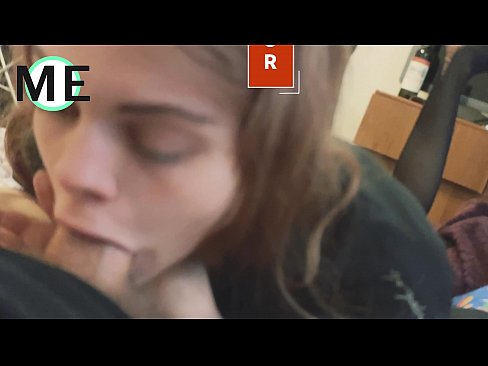 ❤️ Пишка в гърлото, скъсан чорапогащник и скъсани токчета Руско порно в bg.tubesexer-com.ru ☑